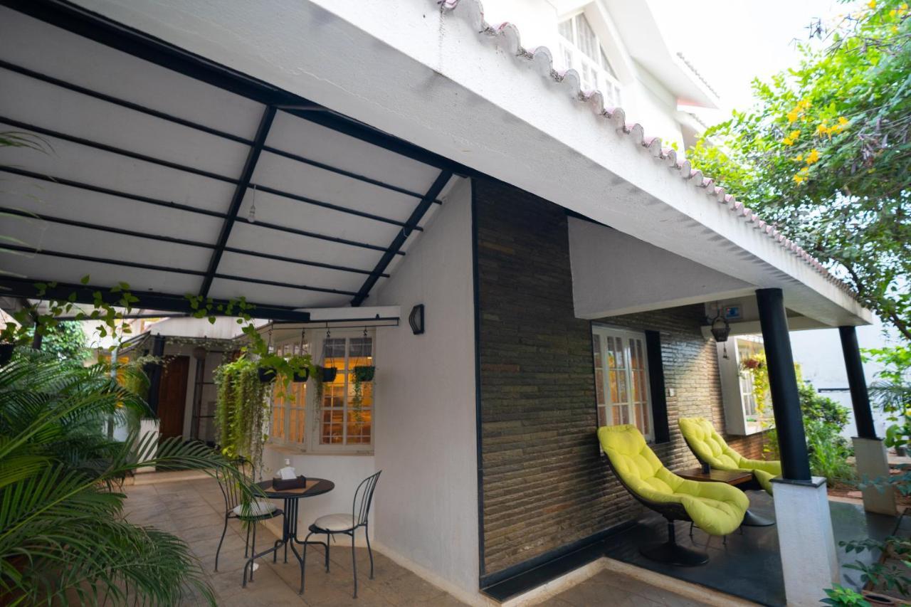 Luho Apartment Bangalore Luaran gambar