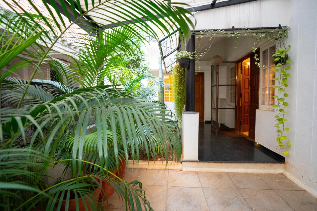 Luho Apartment Bangalore Luaran gambar
